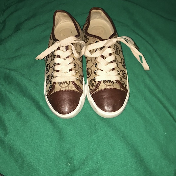 Micheal Kors shoes - Picture 1 of 3